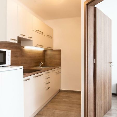 Raba Apartman Sárvár Exterior foto